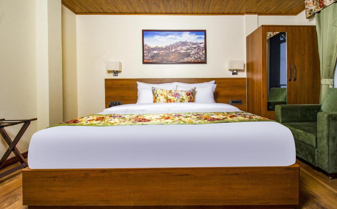 Suite with Balcony